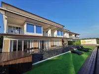 C View Home