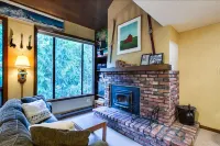 Snowater Condo 59 - A Great Family Condo with a Cabin Feel