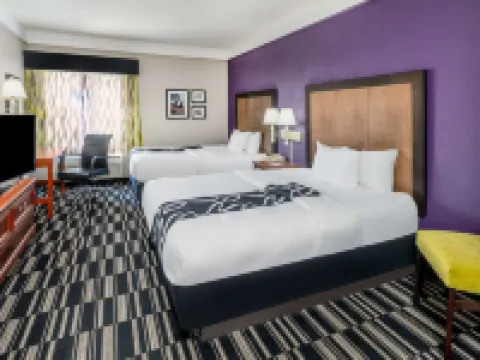 La Quinta Inn & Suites by Wyndham Roswell Hotels in Roswell