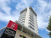 Hotel Fundador โรงแรมในกีมาไรช์