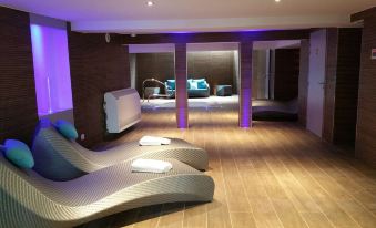 Brit Hotel de Grignan Vichy