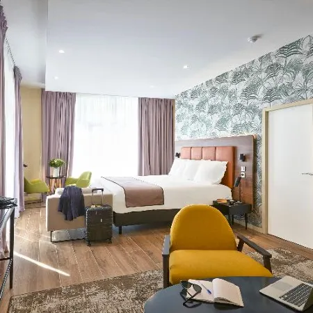 Quality Hotel Bordeaux Centre Отели рядом с достопримечательностью «Площадь Парламента»