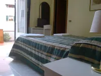 Hotel Le Grazie Hotel a Le Grazie