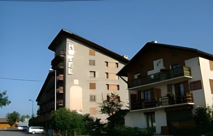 Adonis Hôtel Le Chastellan