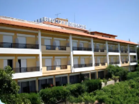 Olympic Village Hotel & Spa Hotels near أوليمبيا