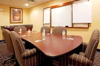 Holiday Inn Express & Suites Douglas by IHG