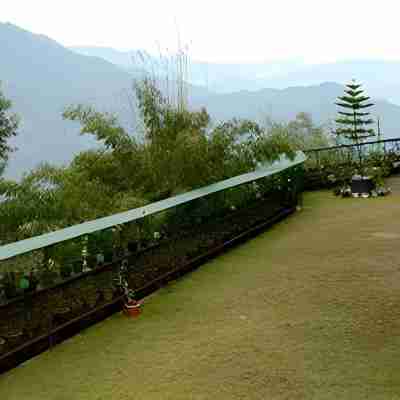 Hotel Sonamchen Hotel Exterior