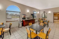 Rodeway Inn Hotels in Red Oak