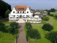 Dormero Hotel Meerbusch Hotels near Wittlaer