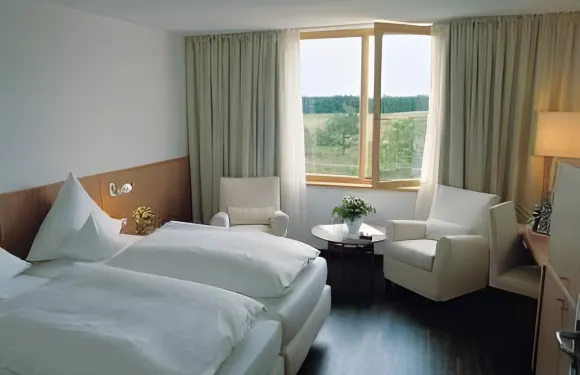 羅根堡克洛斯特酒店