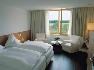 Klostergasthof Roggenburg فنادق في Waldstetten
