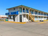 Americas Best Value Inn Lincoln Hotels near Abel Stadium