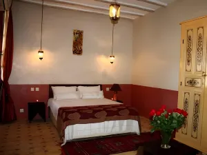 Riad Janoub