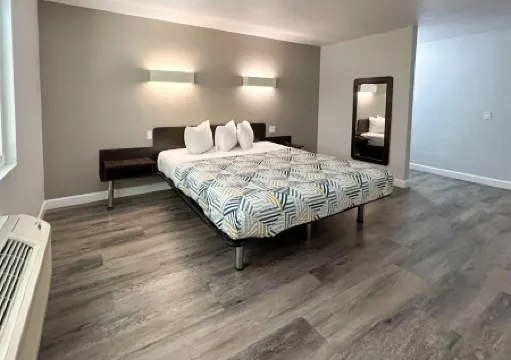 阿納海姆6號汽車旅館