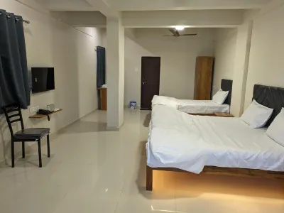 Hotel Jds Hotels in Vapi