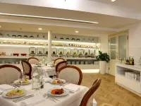 Astoria Hotel & Medical Spa Hotels in Karlovy Vary