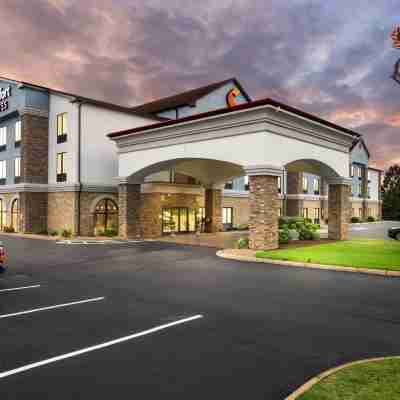 Comfort Suites Jackson I-40 Hotel Exterior
