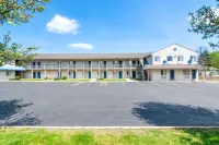 Days Inn by Wyndham Bethel - Danbury - Parkplatz