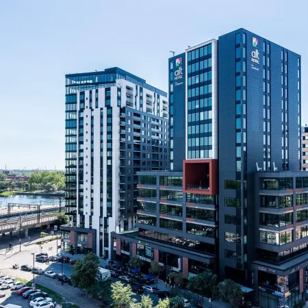 Hôtel Alt Montréal Отели в г. Монреаль