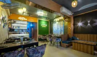 Treebo Taj Square, 10 Mins from Airport