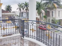 Chitra Boutique RedPartner Hotels in Cihideung