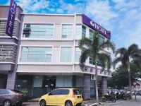 Iris Hotel Hotel dekat Kajang Assembly of God Metro Office