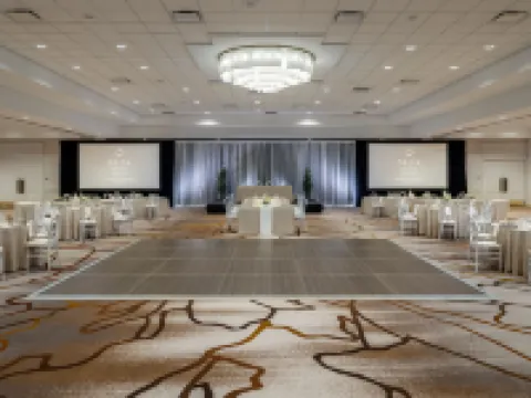 Delta Hotels Grand Okanagan Resort Hotels in Kelowna