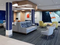 Holiday Inn Express & Suites OKLAHOMA CITY NORTHWEST by IHG Hotels near Shepherd Mall