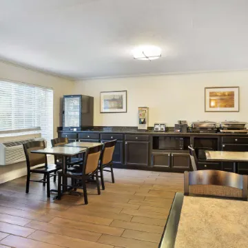 Best Western Clovis Cole