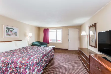 Travelodge by Wyndham Ridgeway Martinsville Area Отели в г. Ликсвилл