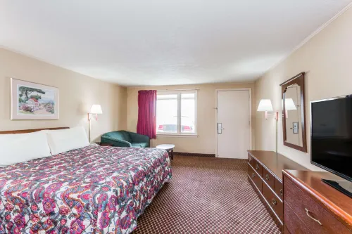 Travelodge by Wyndham Ridgeway Martinsville Area Hotels in Martinsville