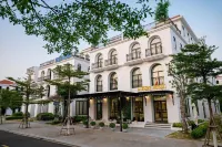 Tra Co Luxury Hotel