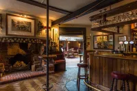 The Running Horses Hotels in Westcott