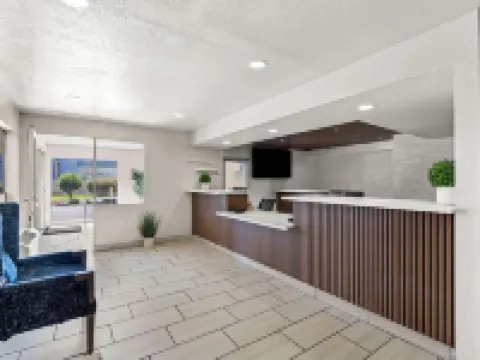 Econo Lodge Stockton Near I-5 Fairgrounds Hotels in Stockton