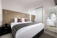 รามาดา เวโตรบลู สการ์โบโรบีช