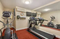 Ramada by Wyndham Oakland Downtown City Center - Gym