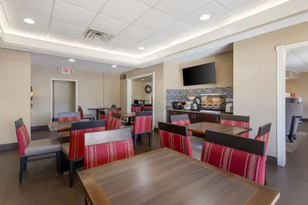 Comfort Inn & Suites Porter Near Indiana Dunes Отели в г. Портер