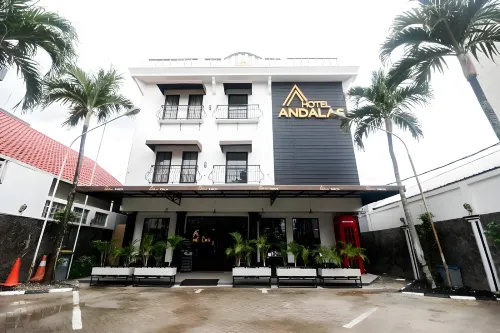 RedDoorz Plus @ Jalan Raden Intan Lampung Hotels in Bandar Lampung