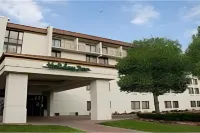 Holiday Inn Express Aberdeen-Chesapeake House