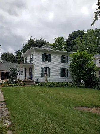 Historic Downtown House. Unscented Products and Sustainability Practices.