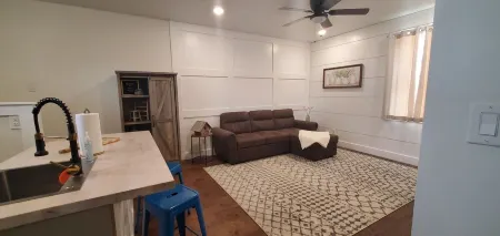 Newly Remodeled Nye's Place! Отели в г. Анаконда