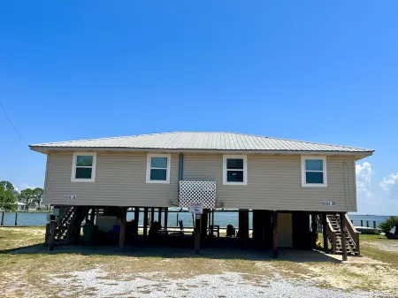 Unique Waterfront Property Overlooking Two Bays. Dog-Friendly! New Upgrades!