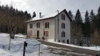 LE LYNX in a charming property in the heart of the Source-Bleue site