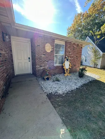 3-bedroom Ranch Duplex in charming Columbia with WiFi, 6 miles to Mizzou Arena