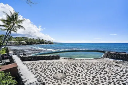 Kona Isle B34 - Ocean View, Top Floor with Full AC. Peaceful Oceanfront Complex.