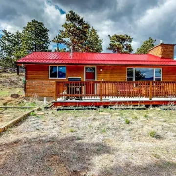 Mary's Lake Cabin   #20-NCD0129