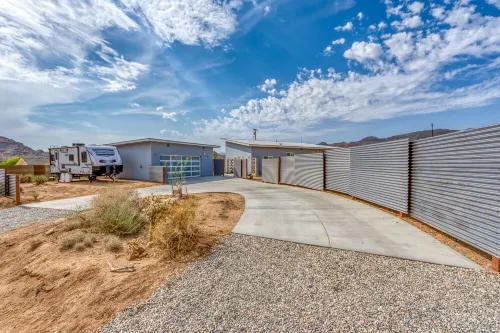 Whistling Cloud: DesertStars. NPark. Hottub