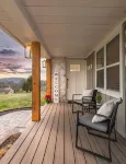 Stunning Modern Farmhouse with Mountain Views!!