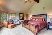 Best views in Breck! 5bed/6bth/shuttle/close to hiking trails & downtown Hotels in Baldy Mountain