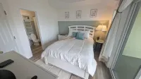 Newly Renovated Bermuda Bay Townhome